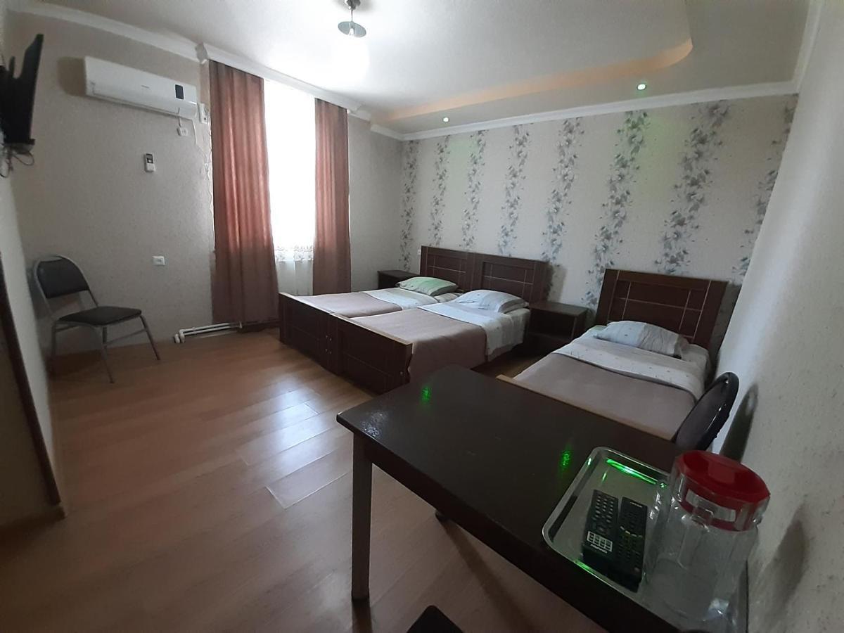 Hotel Selika Roustavi Extérieur photo