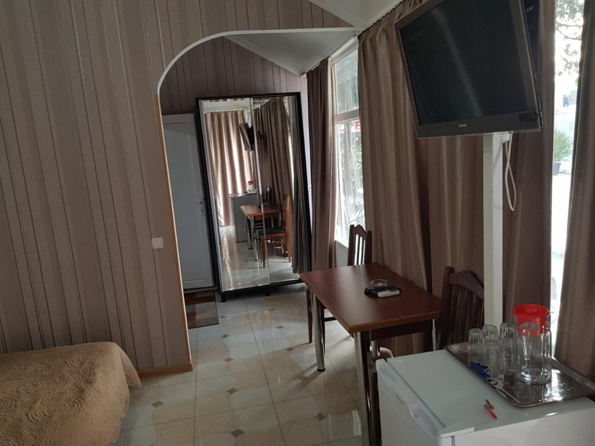 Hotel Selika Roustavi Extérieur photo