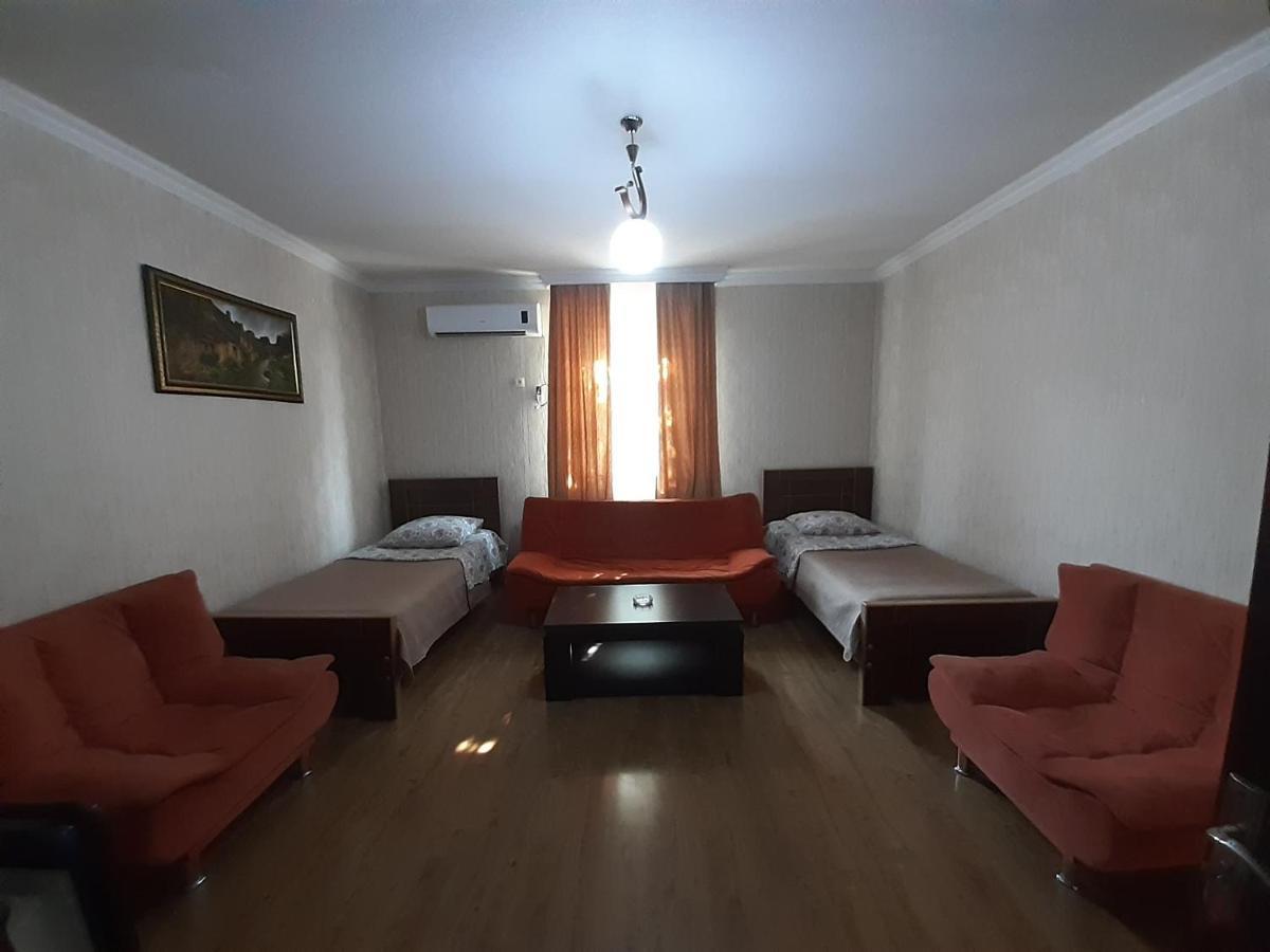 Hotel Selika Roustavi Extérieur photo